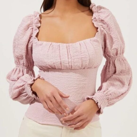 ASTR the Label Lilac Pink Puff Long Sleeve Ruched Bust Top Smocked Blouse sz M - Picture 1 of 13